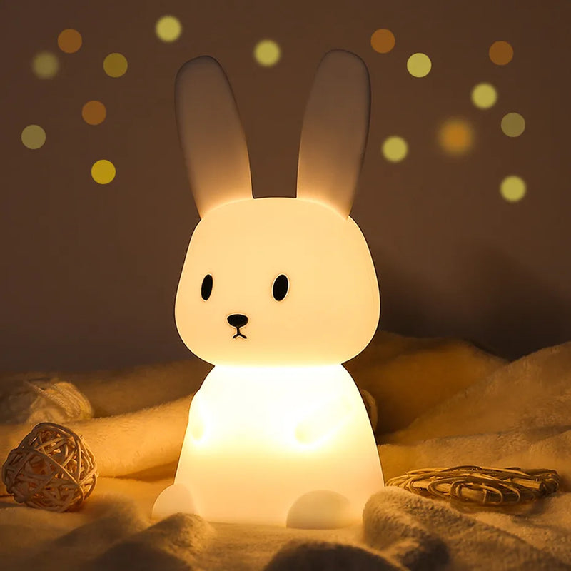 Luminária Coelho em Silicone - Ideal Para o Quarto das Crianças - Chá de Bebê - Diversos Tons de Iluminação